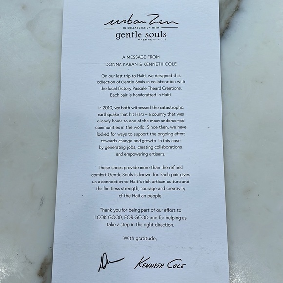 Gentle Souls by Kenneth Cole in collab with Urban Zen Donna Karen/Gladiators - Picture 10 of 11